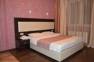 Мини-отель Home Comfort Hotel Левобережная МВЦ. Полулюкс двухместный  1