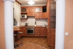 Квартира вул. Озерна 8